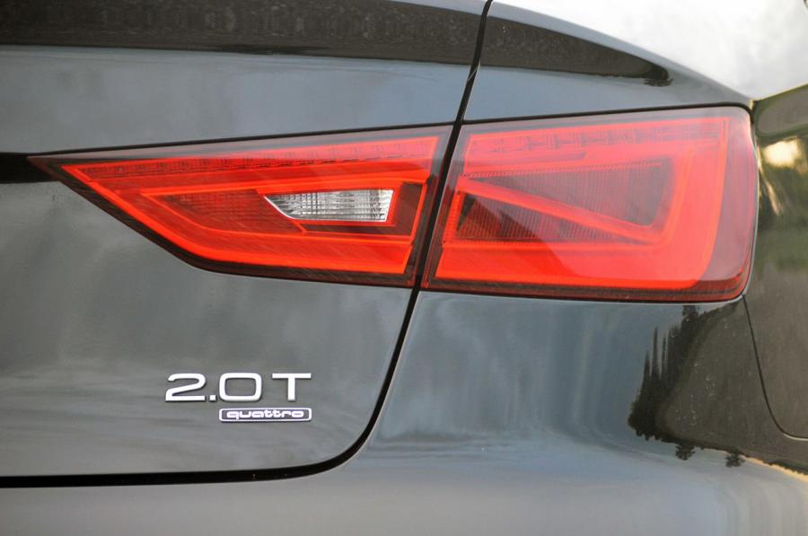 Детали экстерьера Audi A3 Sedan 2.0T Quattro (8V) 2014 года  (NA) (фото 65 из 88)